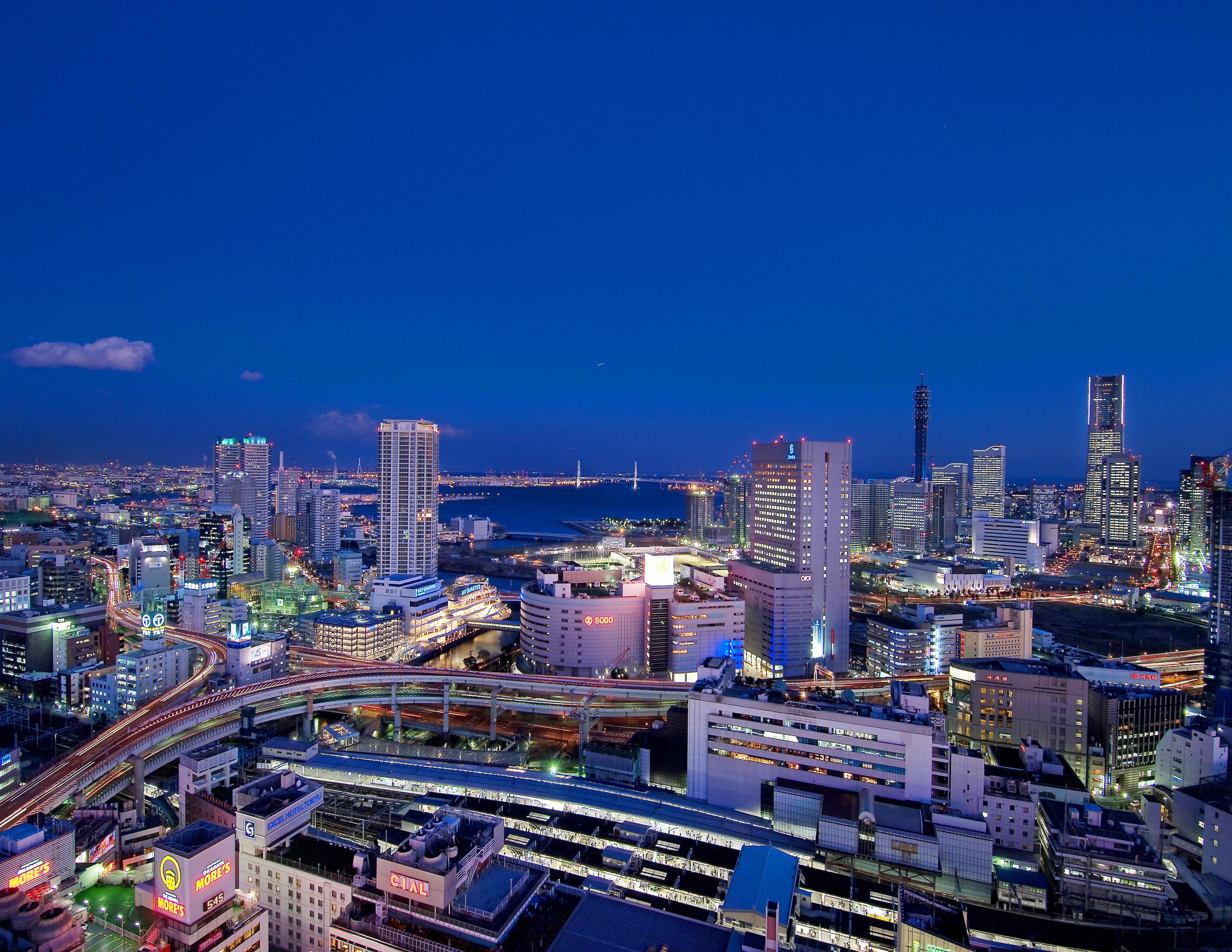 Yokohama Bay Sheraton Hotel And Towers Экстерьер фото